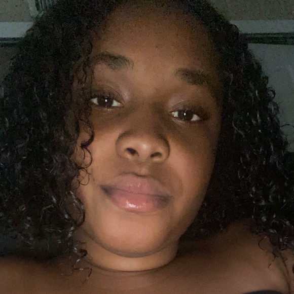 Meet your Posher, Tamera - Picture 1 of 1